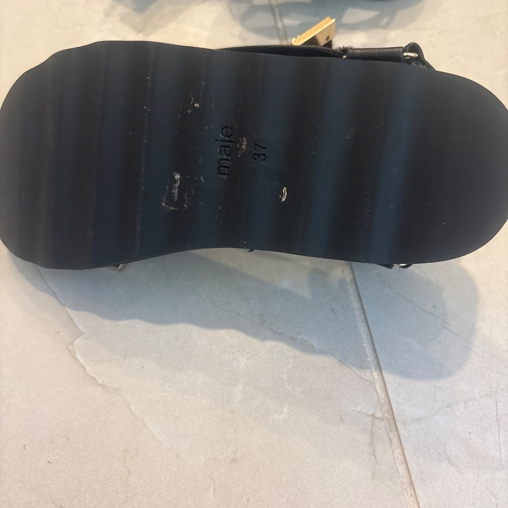 Shoes - Picture 4 of 4
